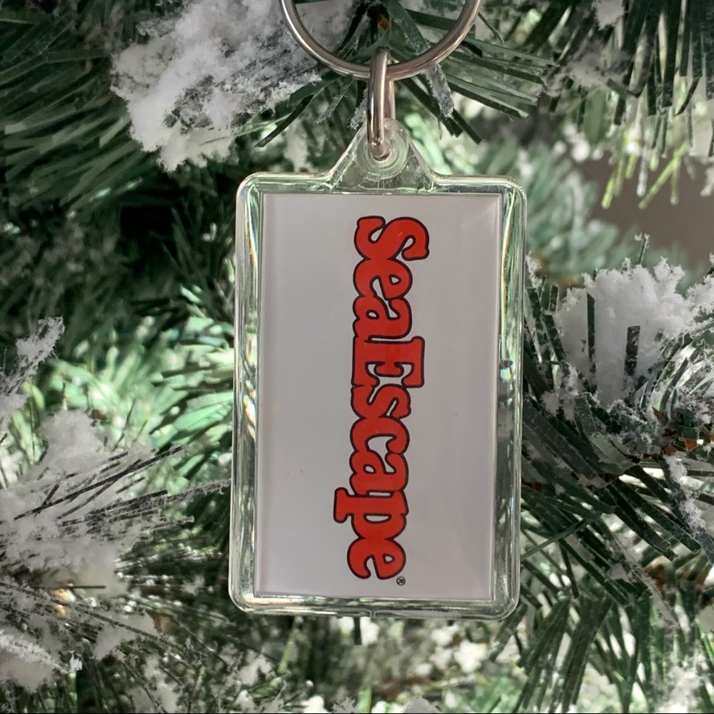 SEAESCAPE🎄Vintage Ornament or keychain